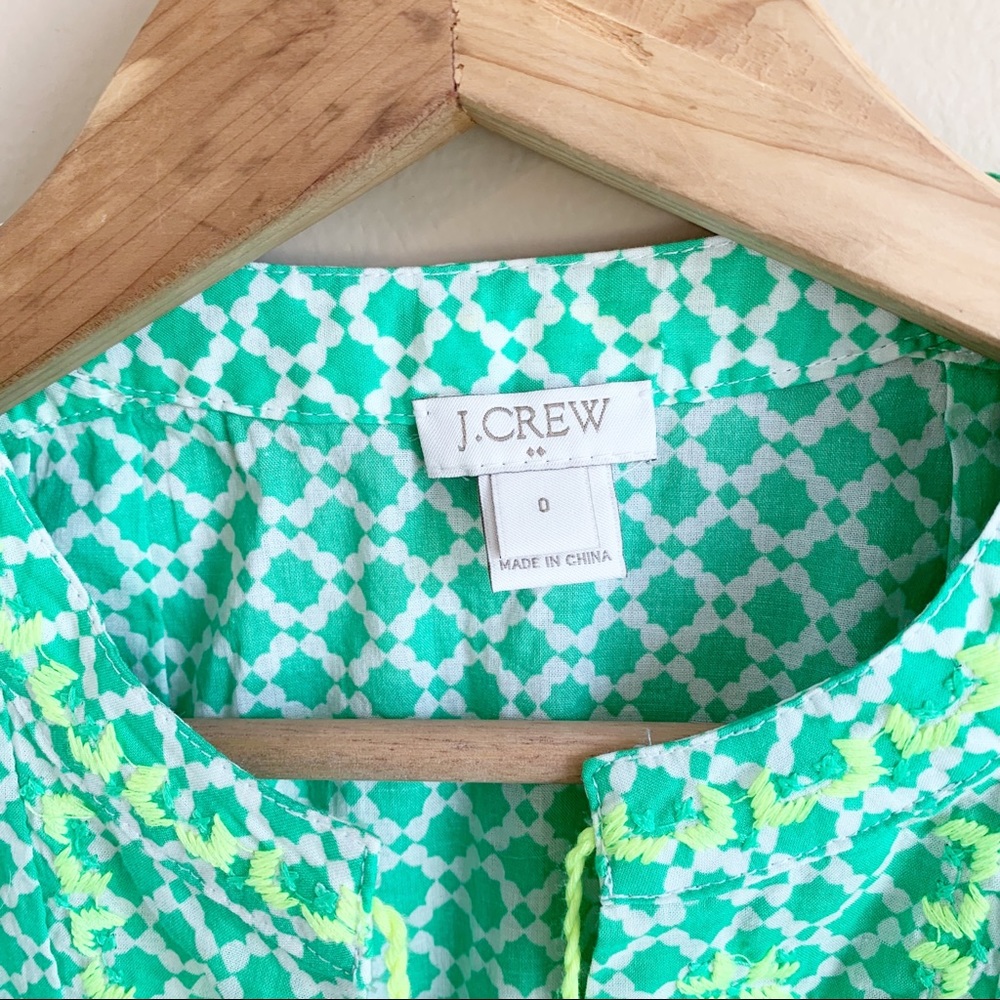 J. CREW lime embroidered top sleeveless neon green boho tassels size 0 preppy - Picture 3 of 9